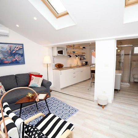 Sweet Suite With Free Private Parking Pula Exterior foto