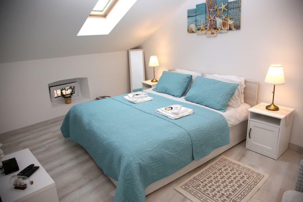 Sweet Suite With Free Private Parking Pula Exterior foto